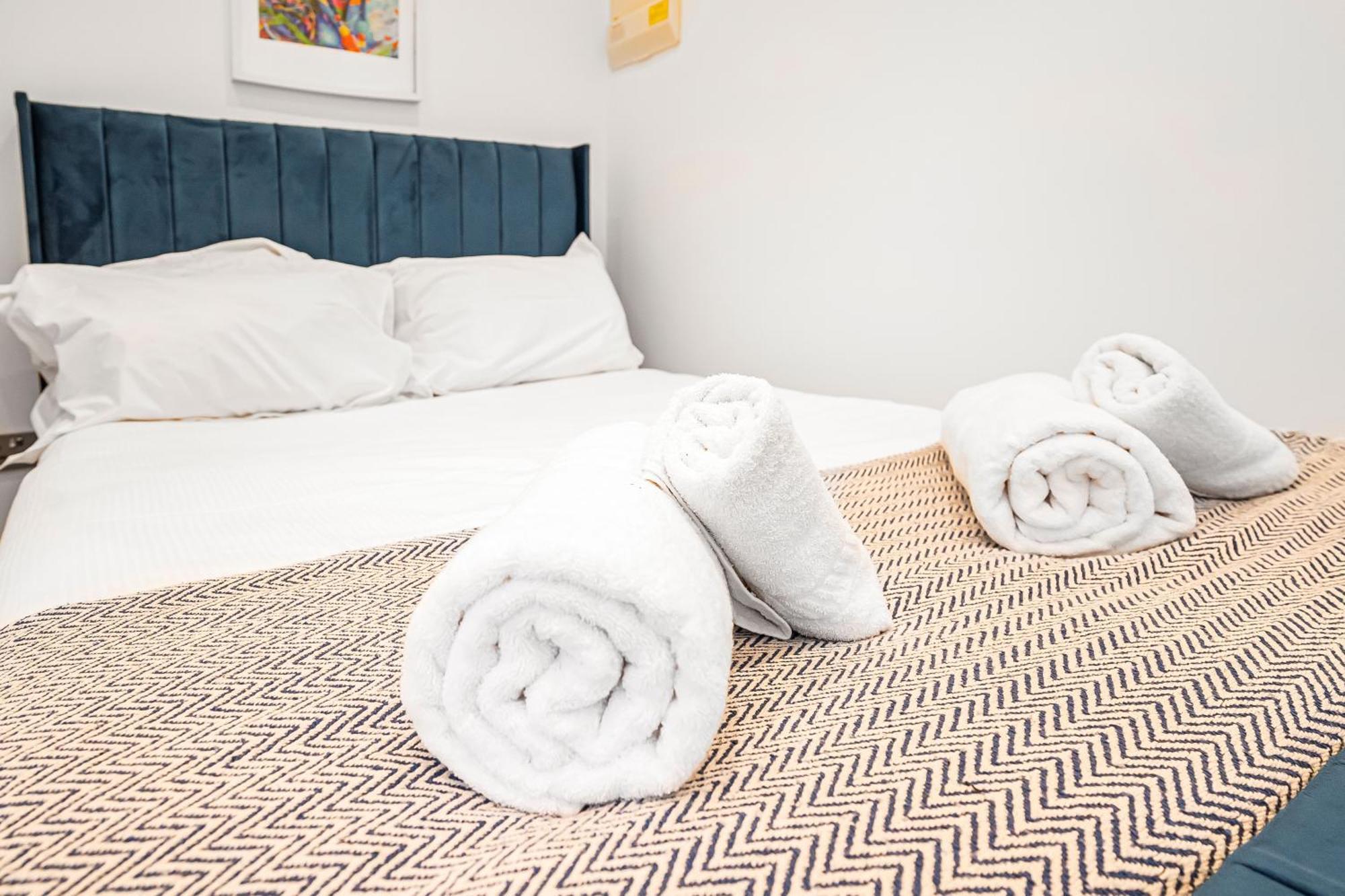 Modern & Stylish Apartments Didcot With Free Wifi Exteriör bild